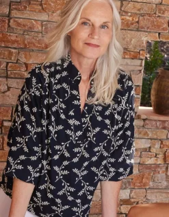 Blouse brodée bleu marine