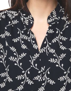 Blouse brodée bleu marine