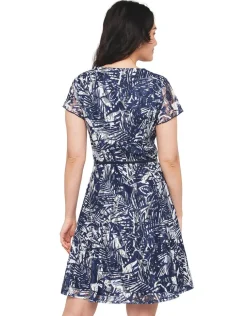 Robe dentelle marine