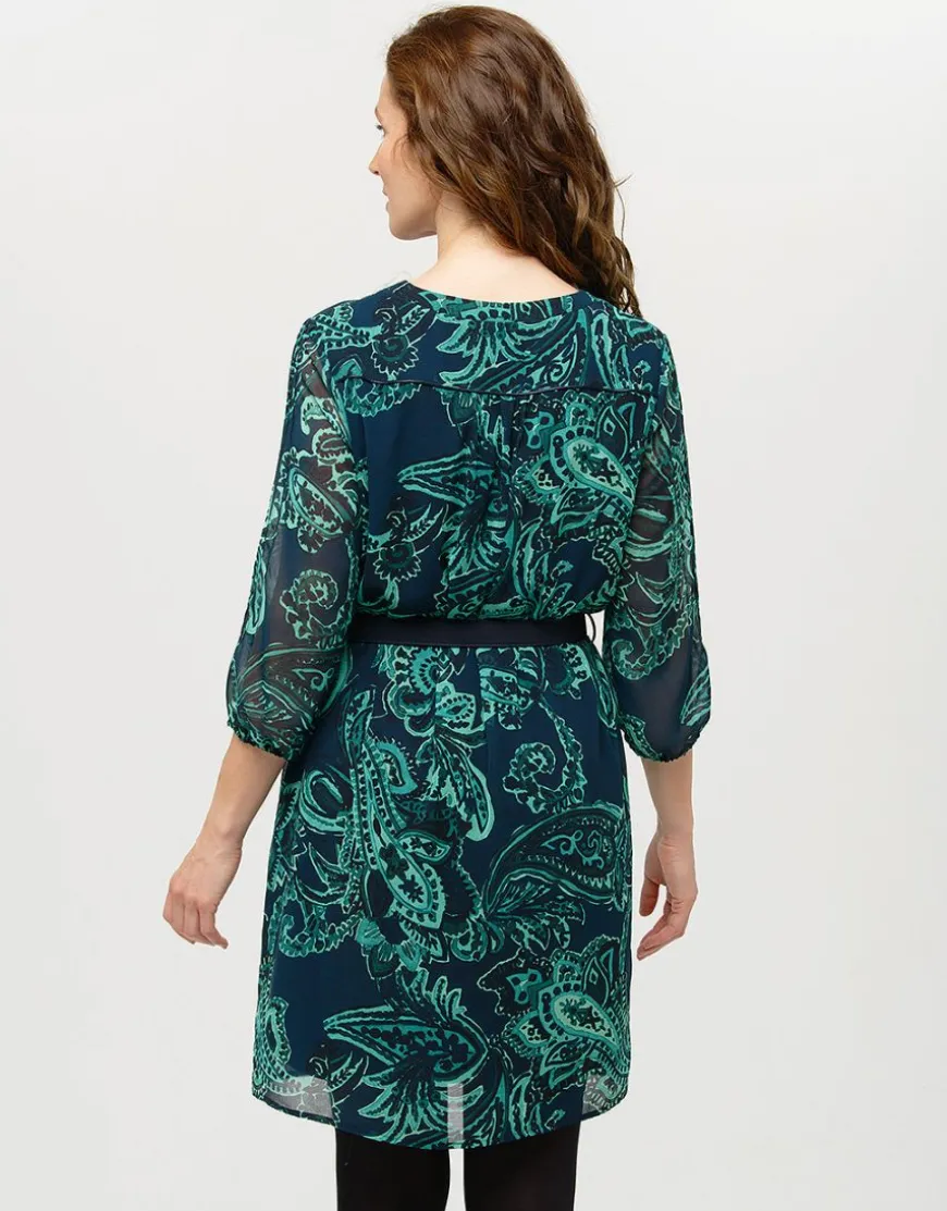 Robe verte voile à motif